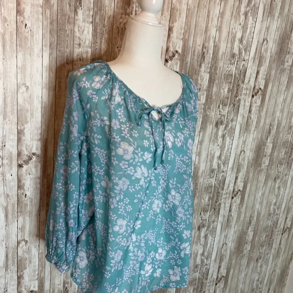 Como Blue Aqua & White Boho Blouse size Medium
